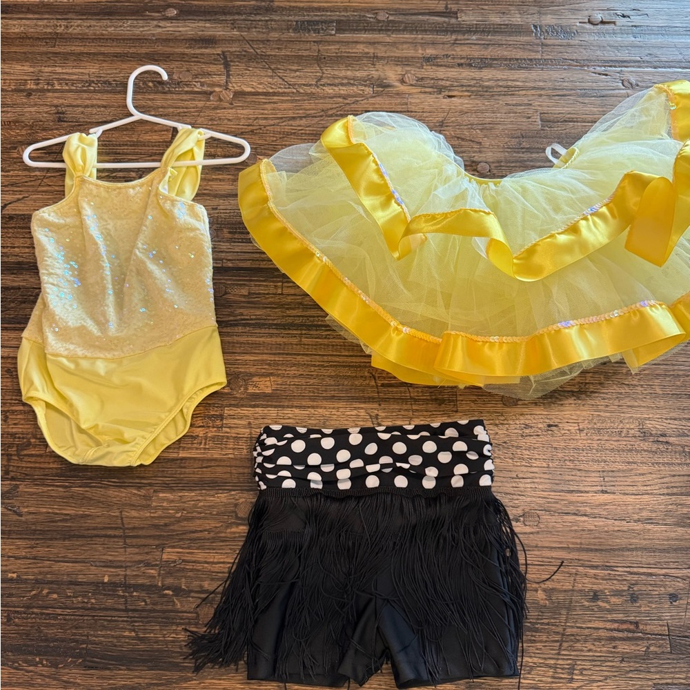Revolution 3 piece Dance Costume. Size SC. Used but in good condition.
